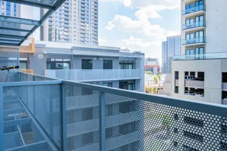 adfad607 7c49 44 pHzb1.jpg