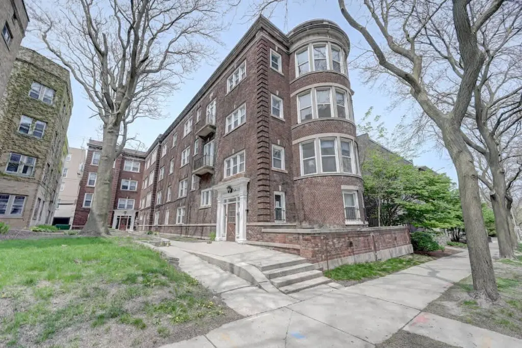 ee6866c3 89ae 4b.YNZ8 .jpg