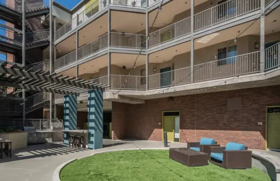 fda80ef9 fd34 40 H9Blt.jpg