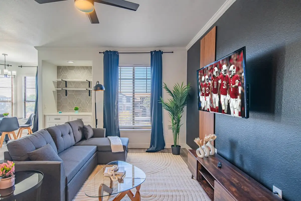 01891bc6 348a 47 eu8Yo.jpg