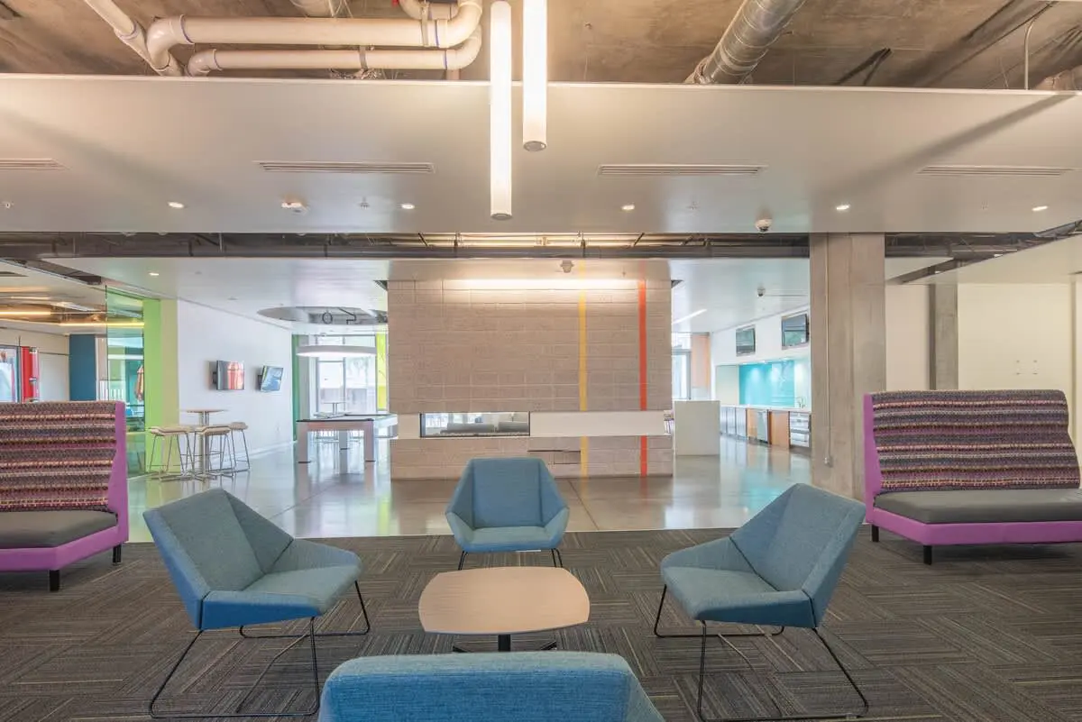 482a02d4 55da 44 Mlv N.jpg