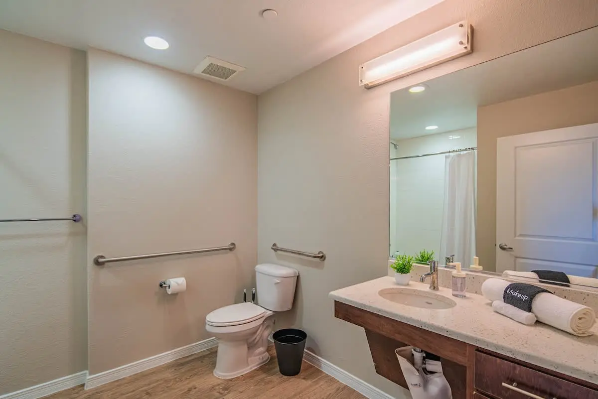 4b2da8b5 4342 4d Qhx0R.jpg