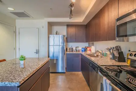 4e9f1df0 3dfc 49 CY4Nh.jpg