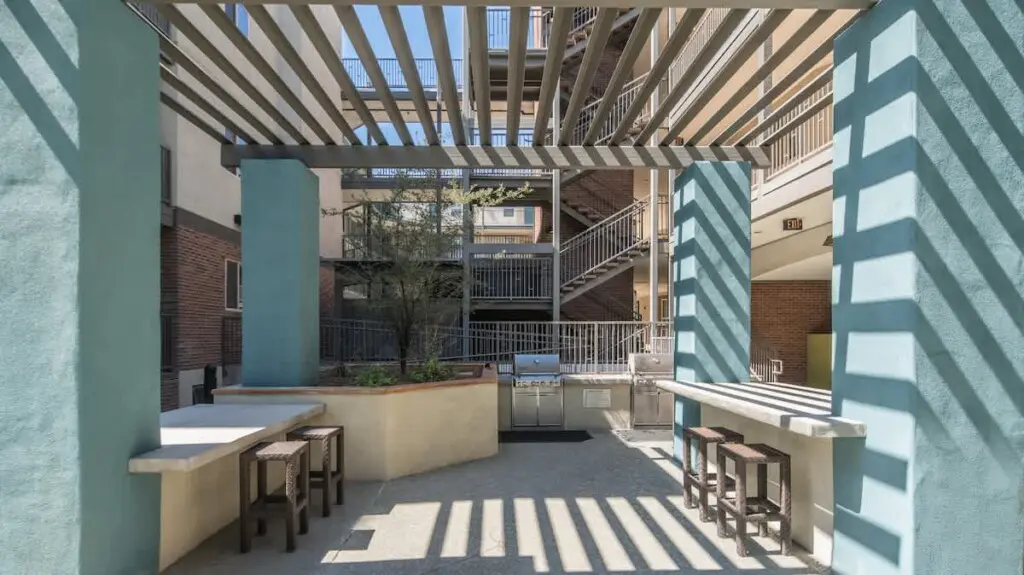 59e3195e 3d95 4c R9nuV.jpg