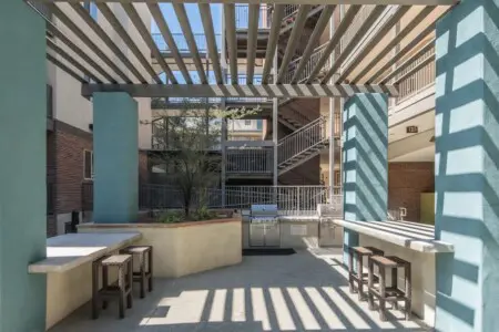 59e3195e 3d95 4c R9nuV.jpg