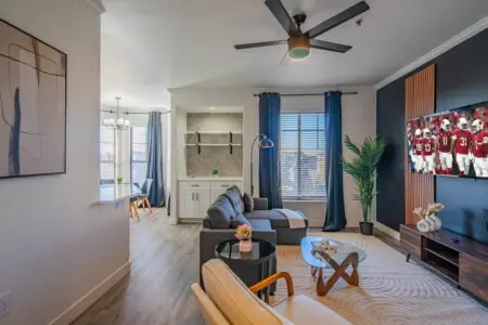 5e740f7e 638a 46 EvVAW.jpg