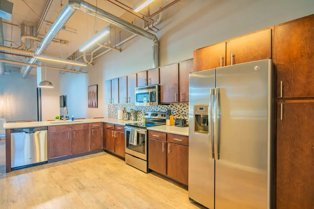 7224e066 8add 40 5uw1e.jpg