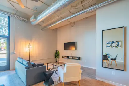 77693776 6f25 49 7 K3 .jpg