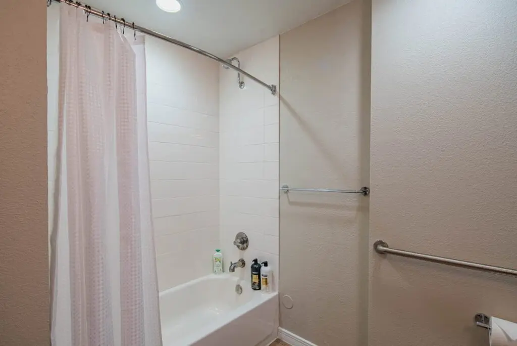 8084dba2 5343 43 GVdTp.jpg