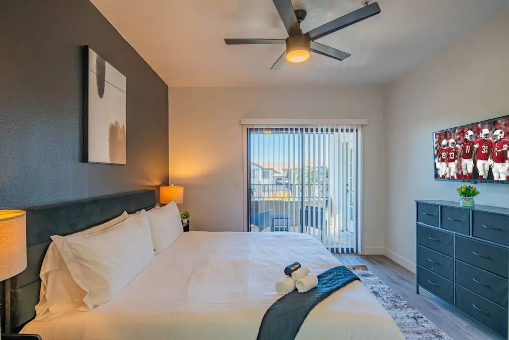 b22b6b38 6b0e 45 Cp319.jpg