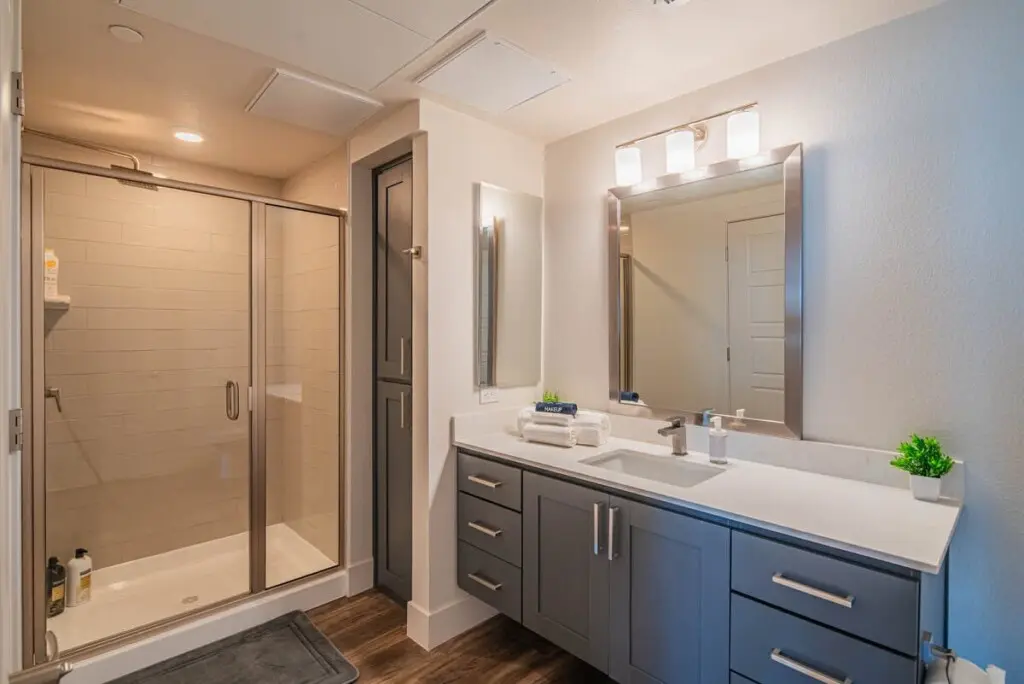 bf4f054e e0d7 4f jHQpf.jpg