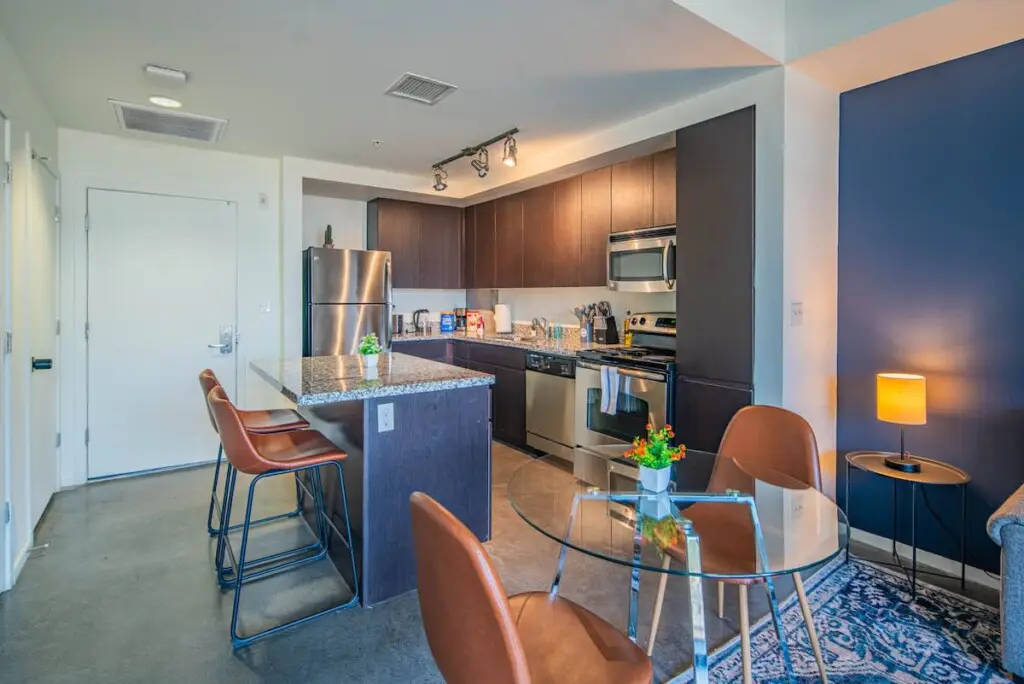 c20db00a 284c 4a AkT .jpg