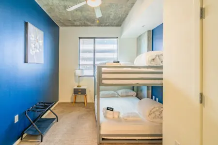 d9eiiyd3jxd7ea55bnao