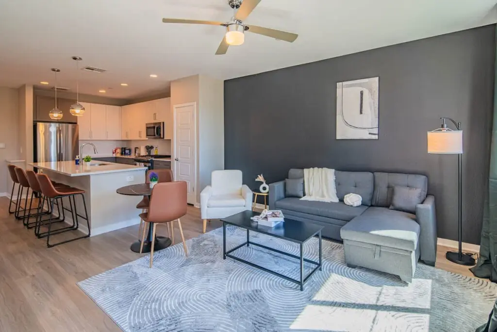 e91177c5 df1c 4e vrmuD.jpg