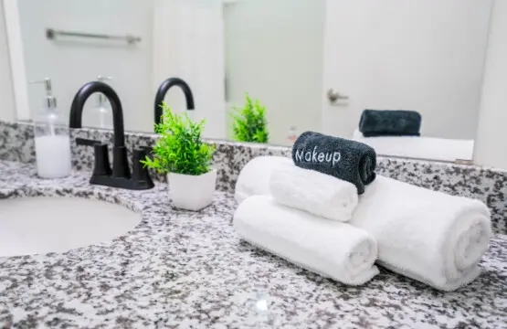 rkcwe5xmwqcj9valayxy