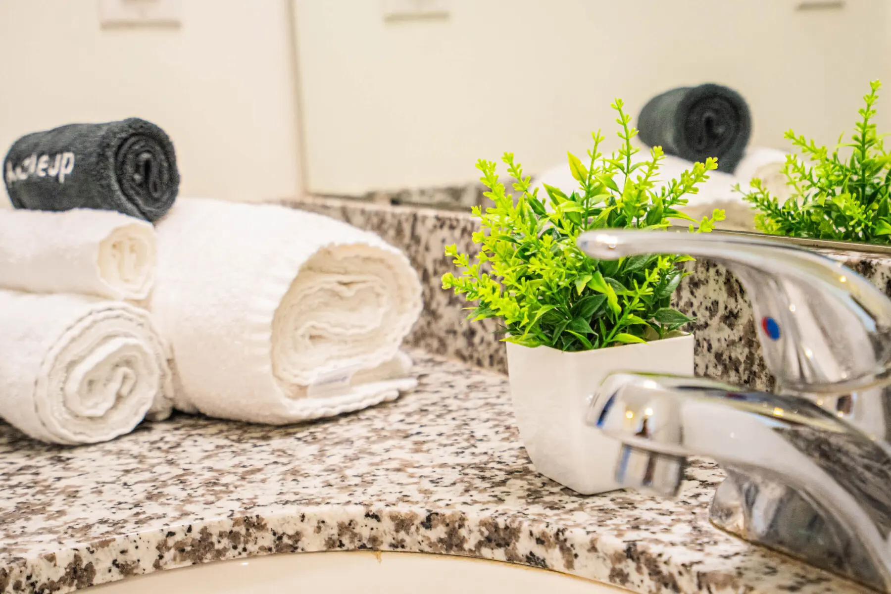 v1r31afsereavjfashvn