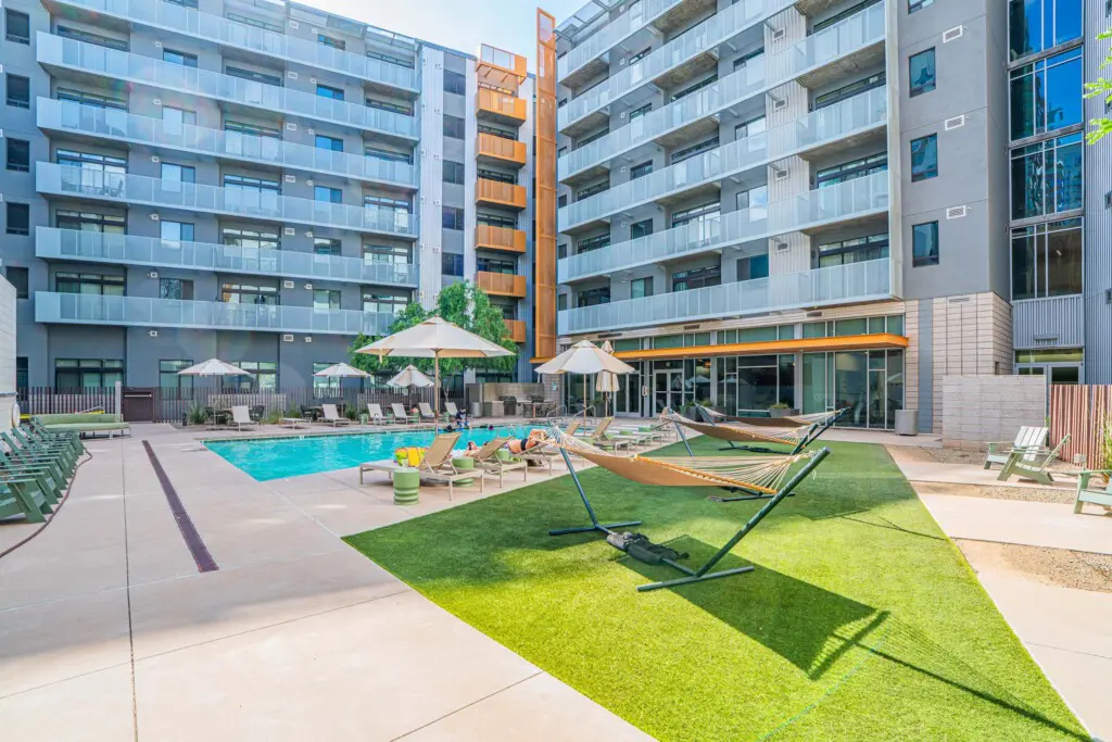 nkefqdoufcjawbykqruz