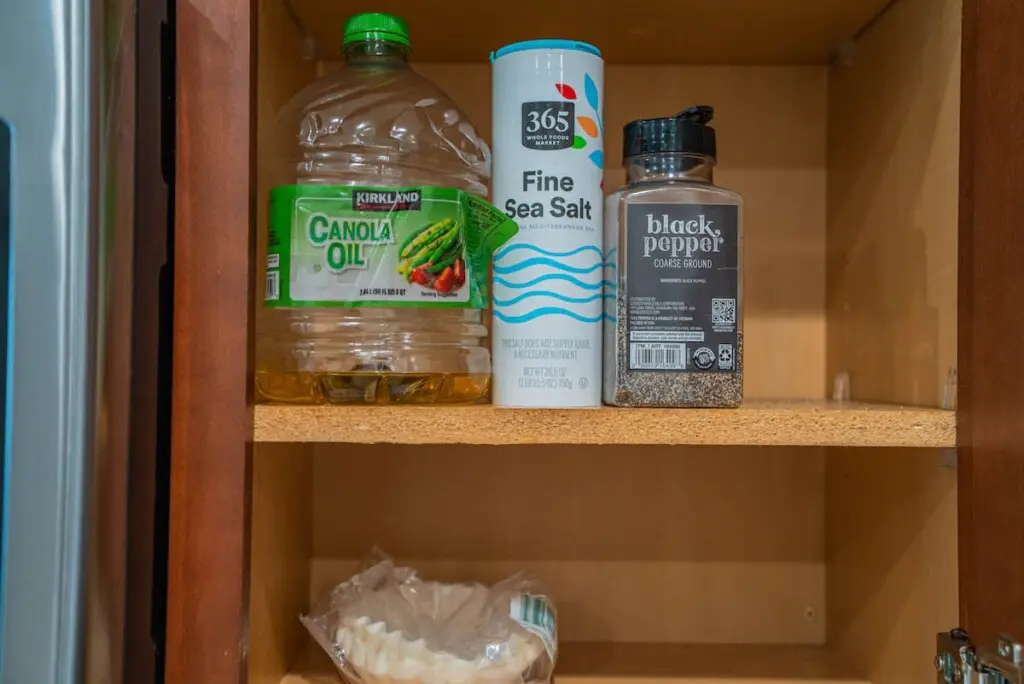 0a31f84f 700e 4f NlzOo