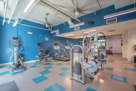 7469112c 60a6 4e fAjDi