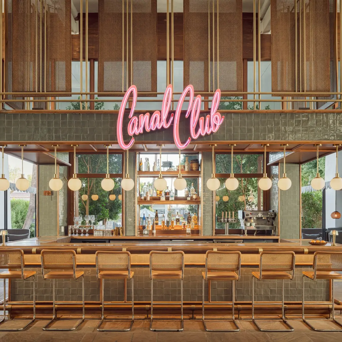 TSR TheCanalClubBar Denizen