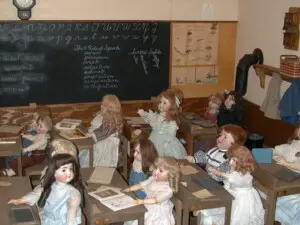 arizonadollandtoymuseum E15517B5 9E56 5D1B 8940105E981237B0 e155165d9fd5189 e155223e 95d9 059a 7a663dc0405d5e7d