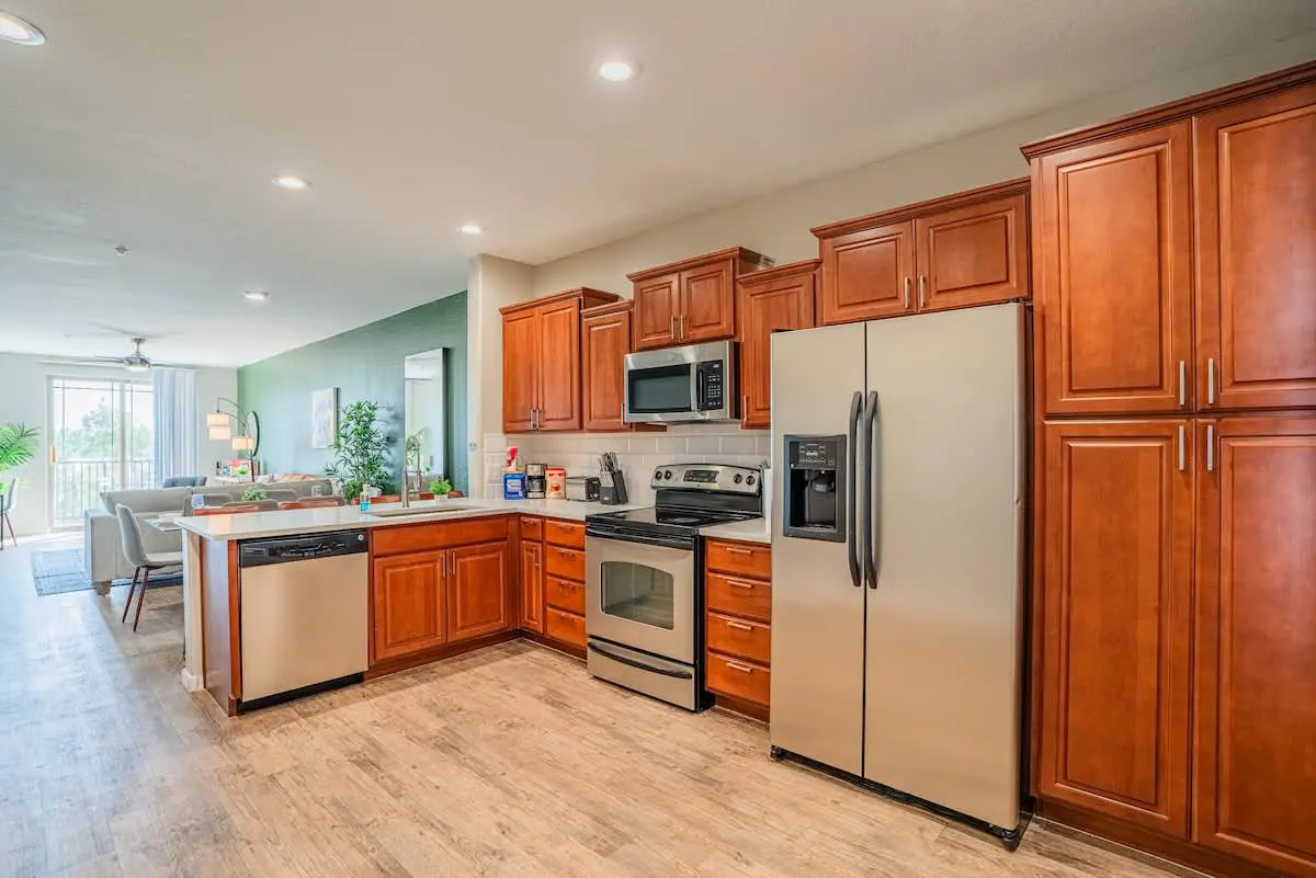 d056baac 18fb 4c i2slG