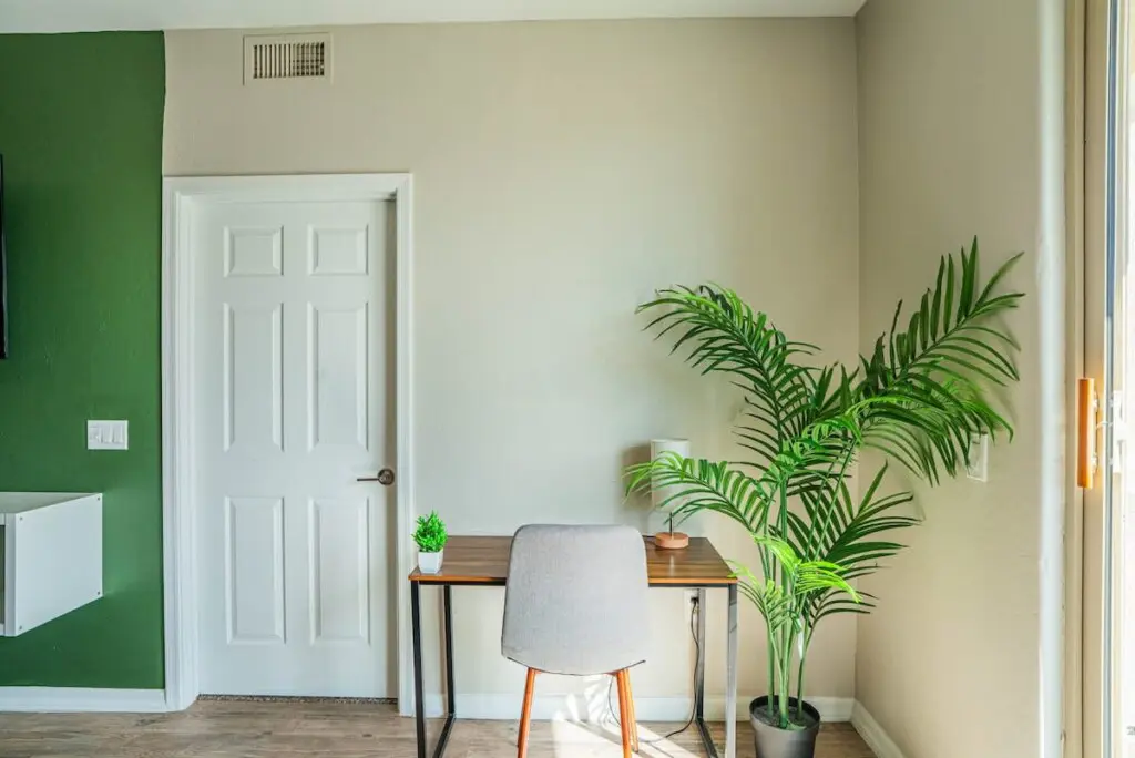 e2d3a90a 600d 4e KsUPA