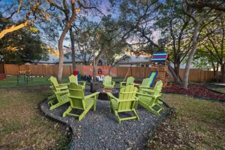 422fef03 7d0c 48 Y10qb