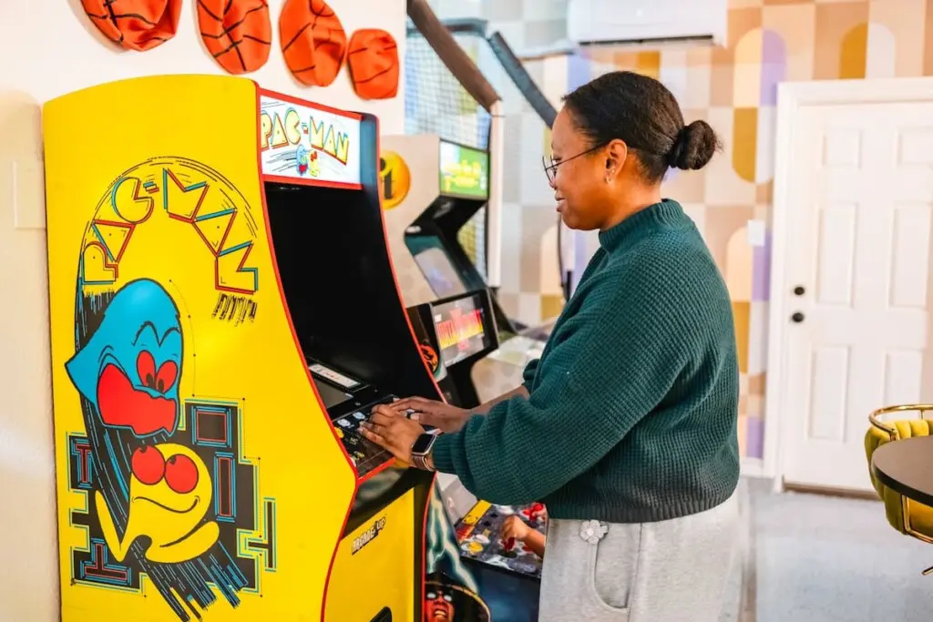 7bf32f51 763a 4c vaGOe