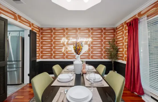 f076e772 c6c3 4b UY Nk