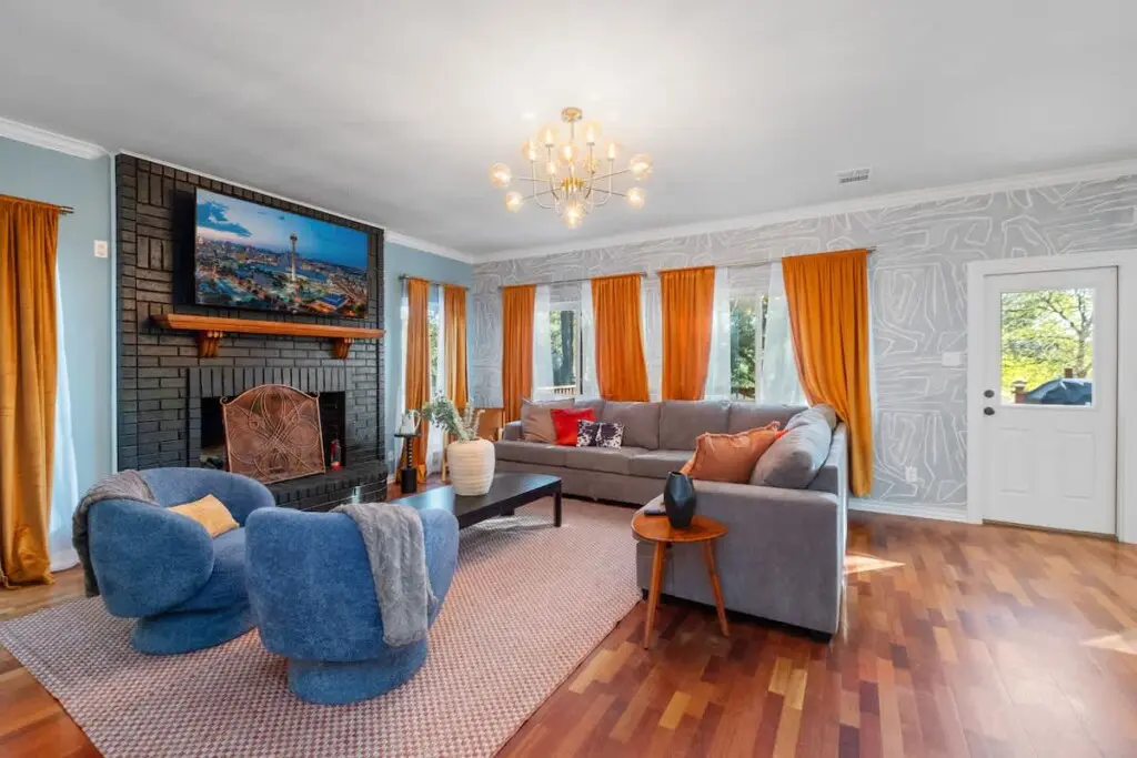 f7fcdce6 cf83 41 9e1Wx