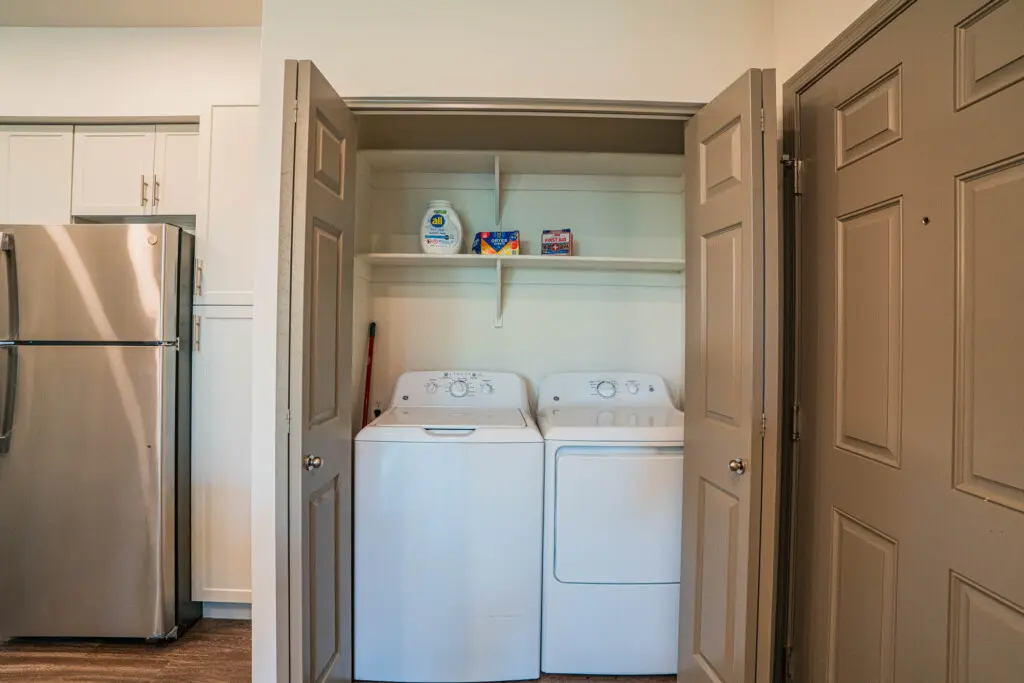 lgp6rwehr4daenyb879m