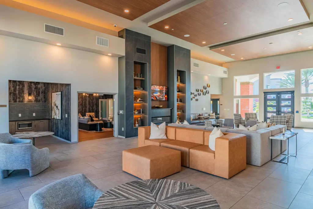 yjhrntoonhuzssjndy7v