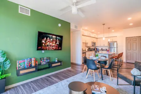 zvkaqyrgeaf4v4cgt3d3