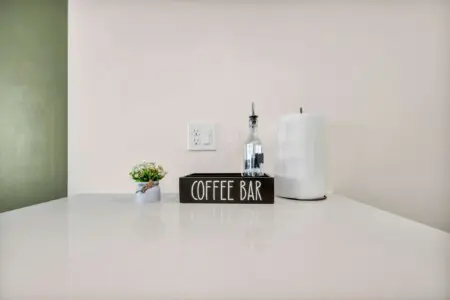 b7acbj4yv00lwkgjvxeu