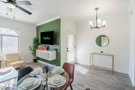 hvjdfhnb7einf0p49iwg