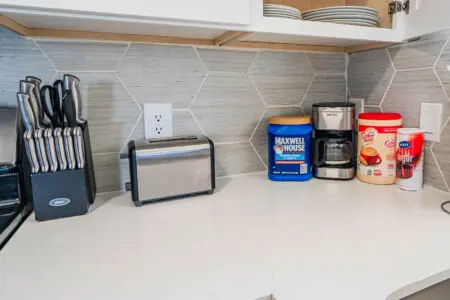 nfftob7omcs7feg75qzs