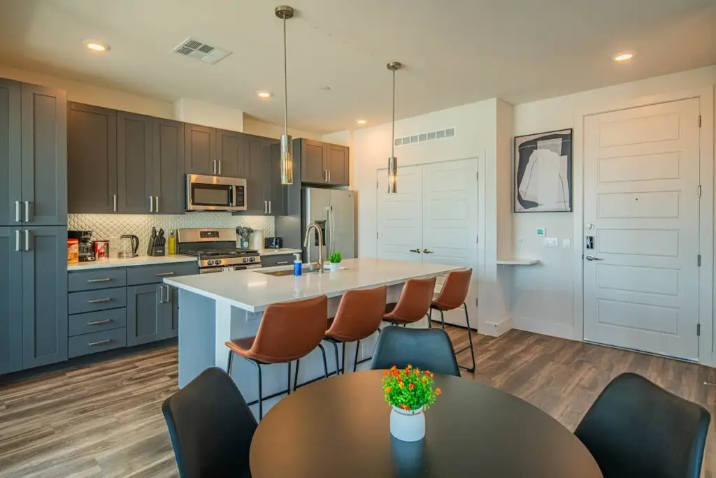 0478f9f7 2b8e 4a Ux 0Y