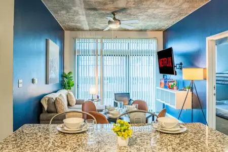 0dc91021 7ef7 40 Uommr