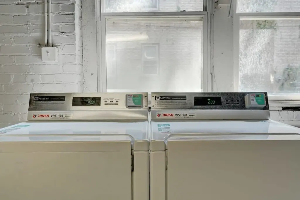 223e2350 8245 41 SkyFM