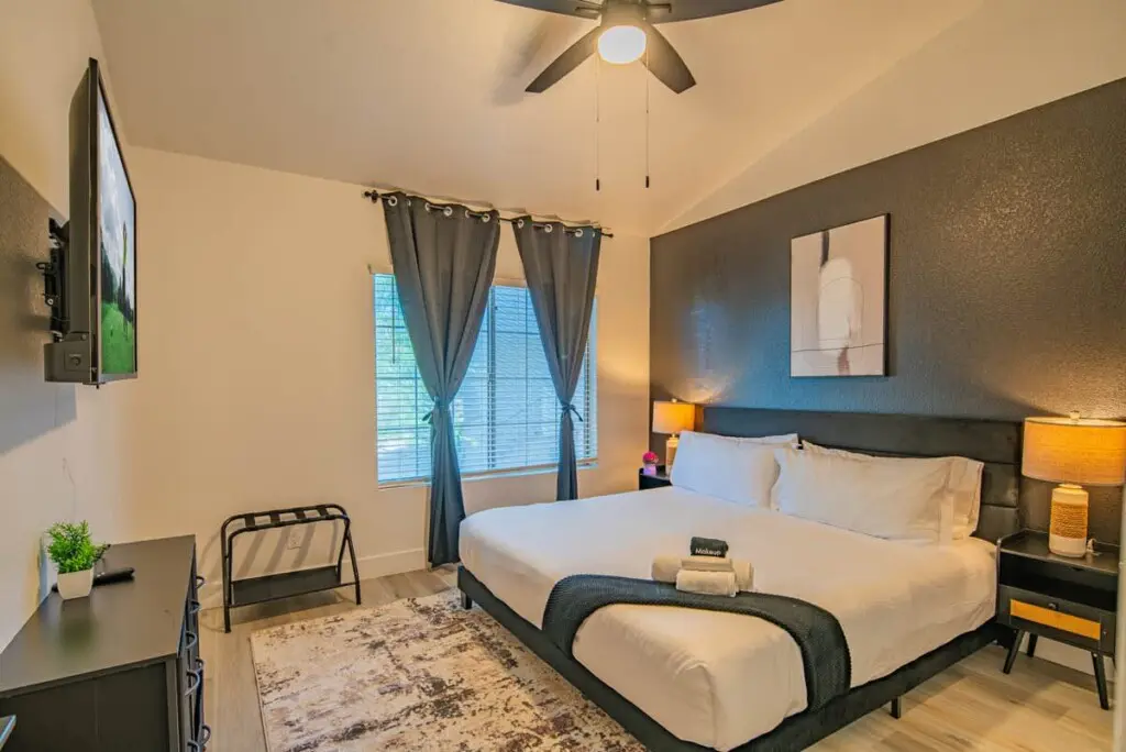 27276d5a 900c 4c Ho7J6