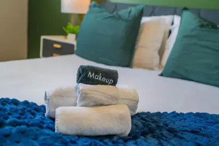 2b08657d 49ad 42 GRgy