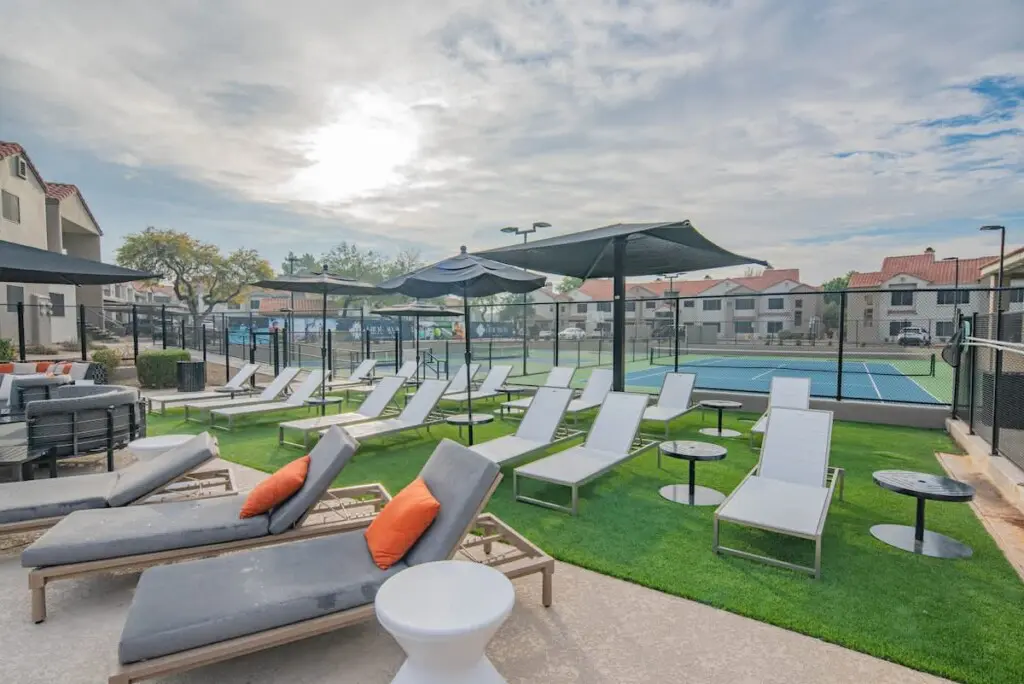 31fea6f5 2312 48 ZuYdX