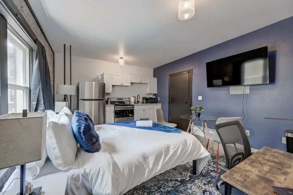 4ba3776c 75aa 42 26WNe