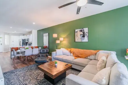 70f6f34d a1ef 41 QpfUN