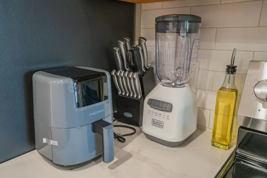 88067bf7 5348 4c kEpqT