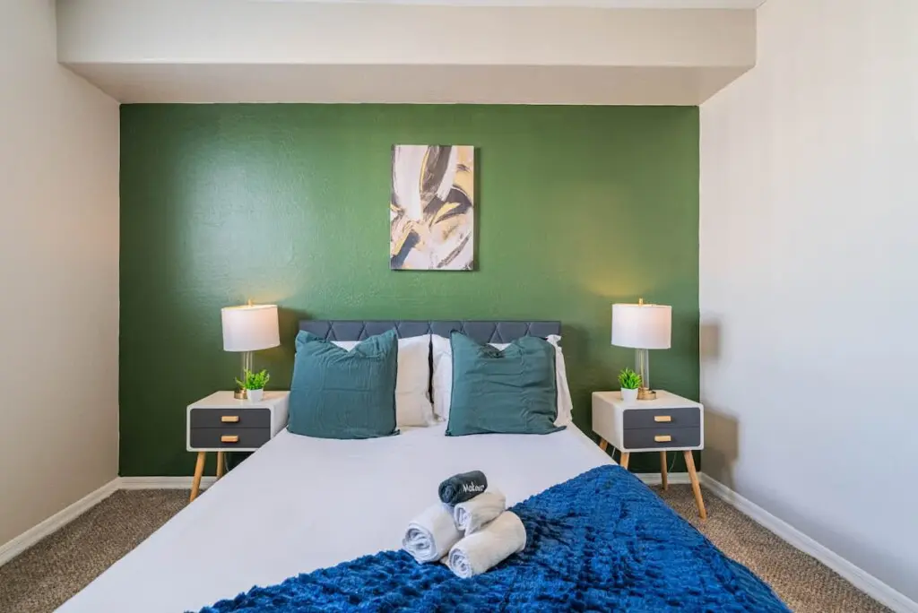 8bcbeaef a25c 47 9zSEE