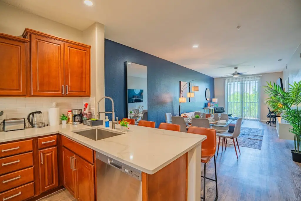 8ccb4b8e 4350 4b 8YND8