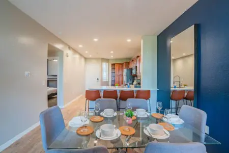 9089e411 948f 43 c17gL