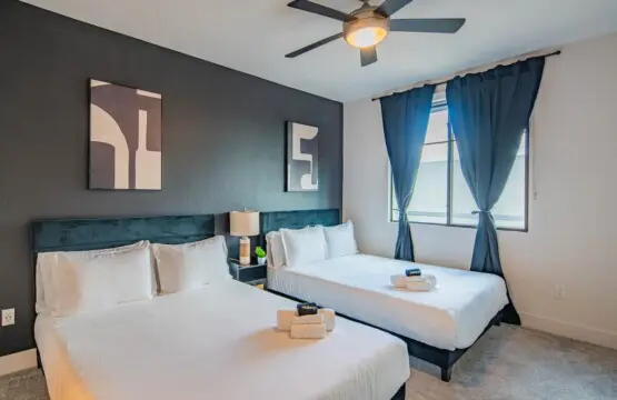 96b76420 8bad 44 m9rnJ